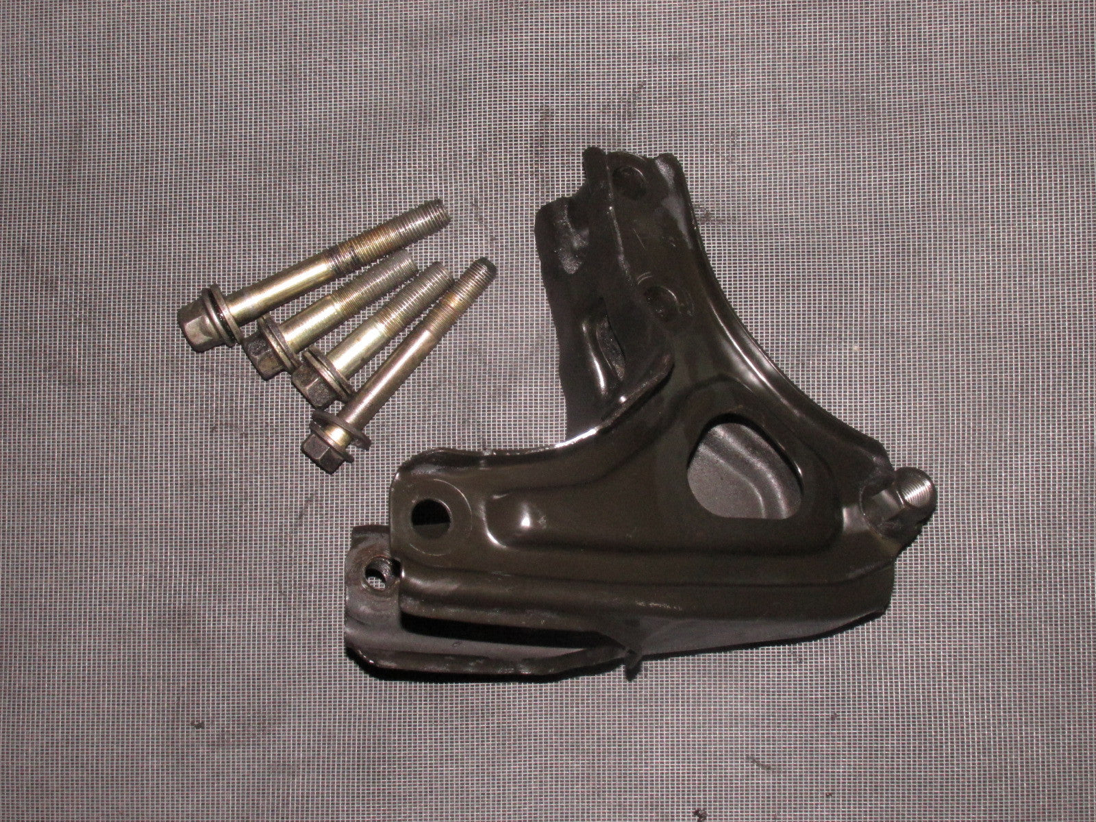 96 97 98 99 00 Honda Civic OEM D16Y8 Engine Motor Mount Bracket - Rear