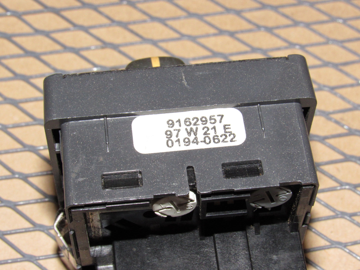 98 99 00 Volvo V70 OEM Headlight Switch