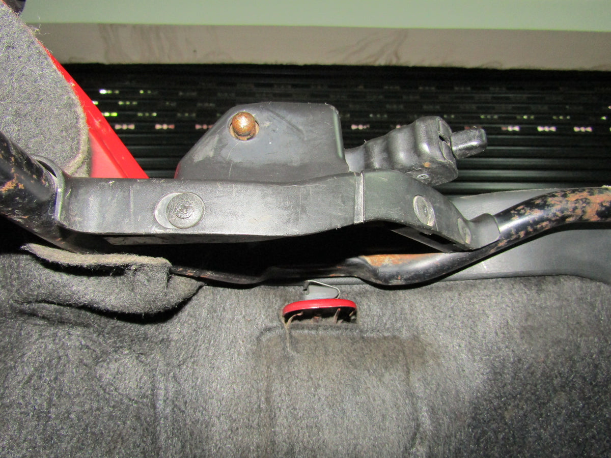 93 94 95 96 97 Honda Del Sol OEM Trunk Targa Top Holder Stopper
