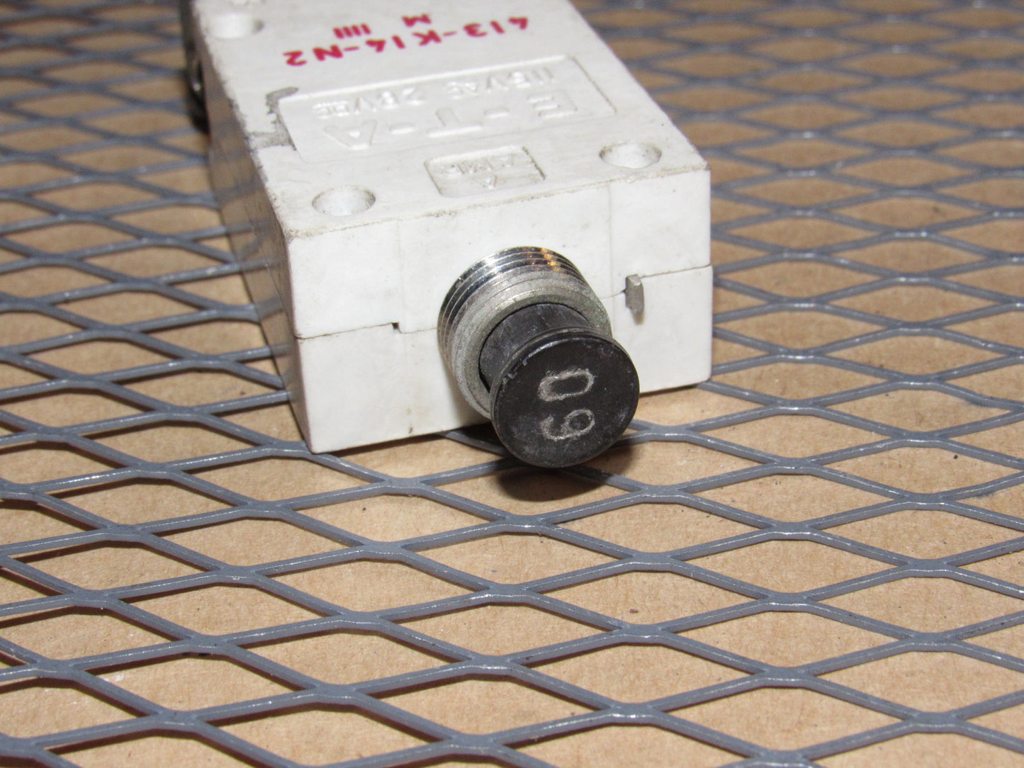 77-95 Mercedes Benz T1 Van OEM Thermal Circuit Breaker 60 Amp