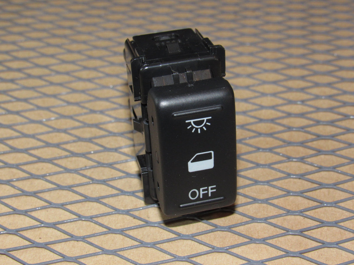 04 05 06 Nissan Quest OEM Sliding Door Opener Switch