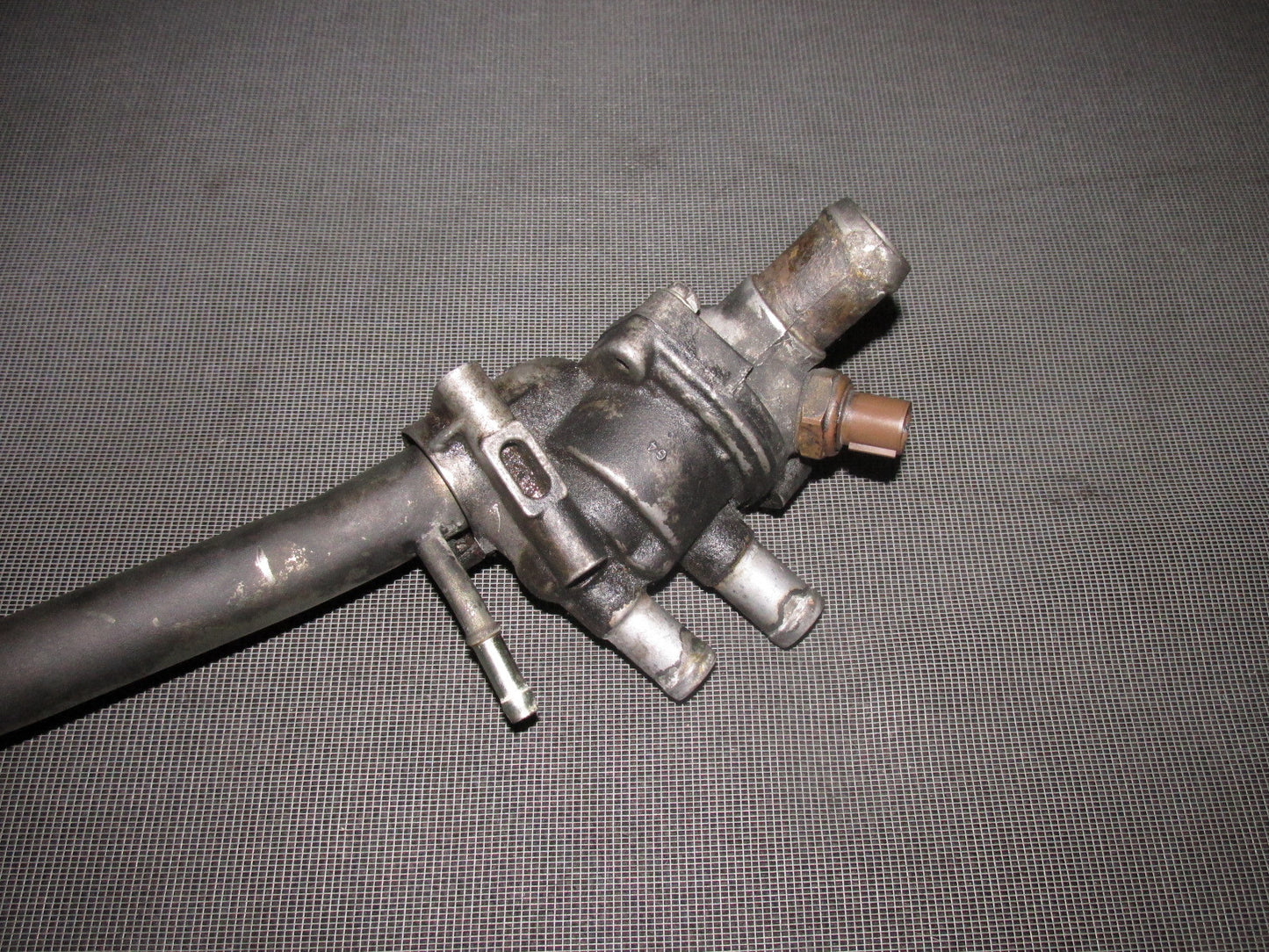 96 97 98 99 00 Honda Civic OEM D16Y8 Thermostats Housing & Water Tube