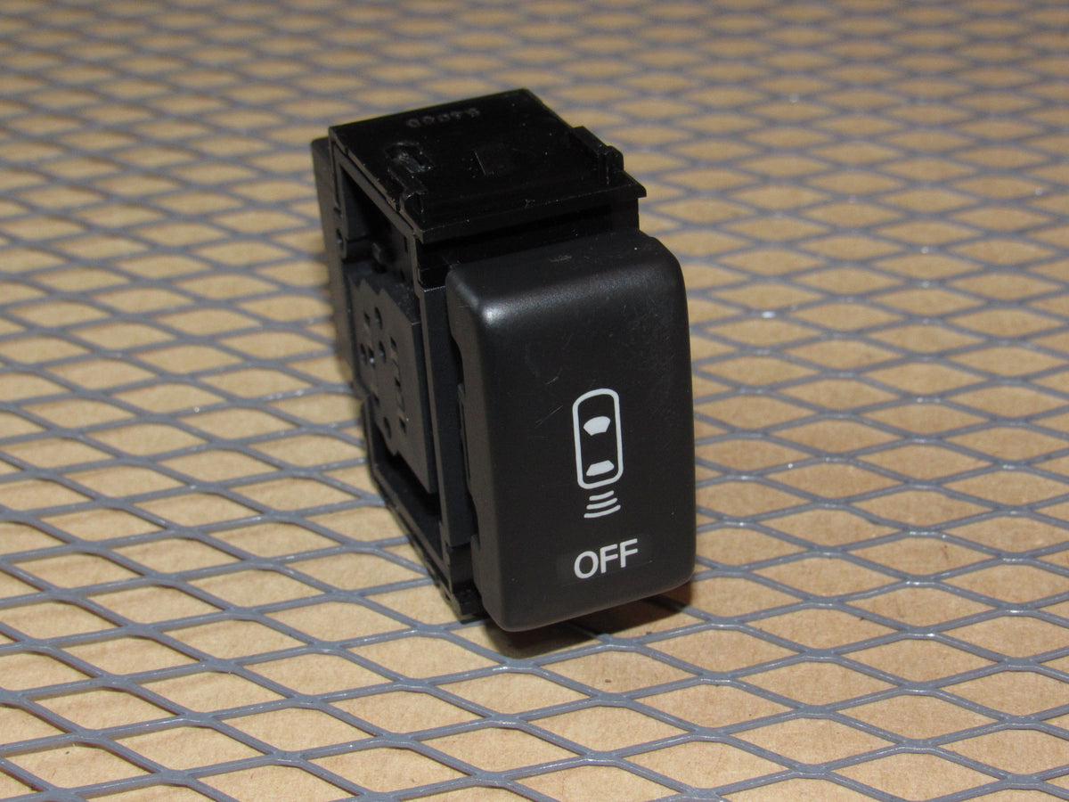 04 05 06 Nissan Quest OEM Parking Assist Switch