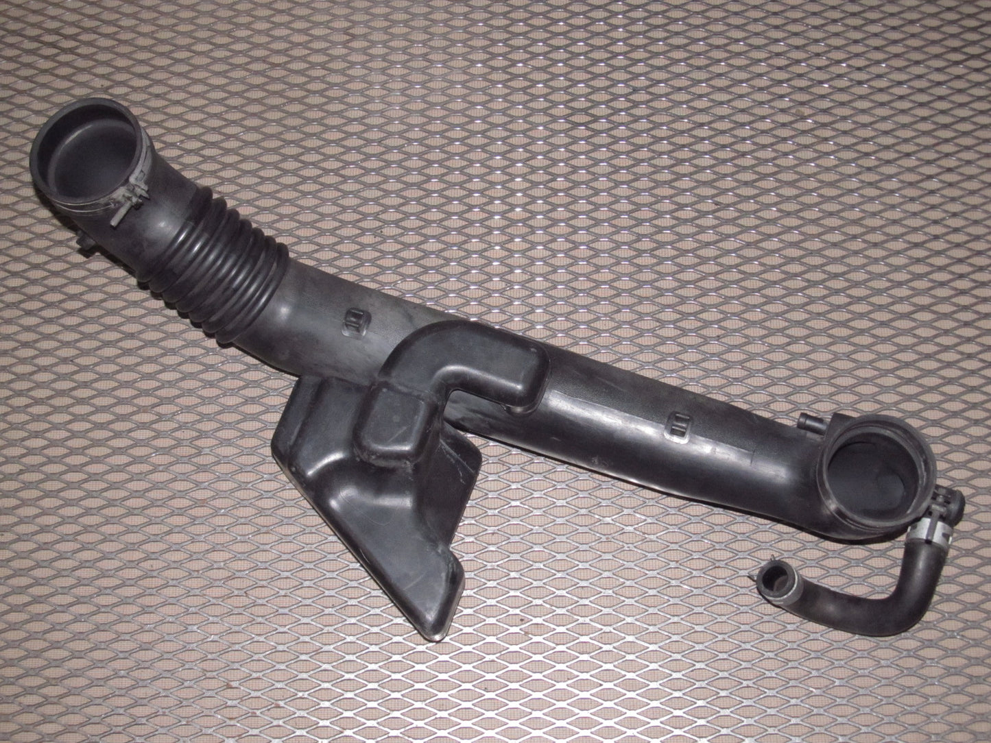 94 95 96 97 Mazda Miata OEM Engine Intake Air Duct Hose