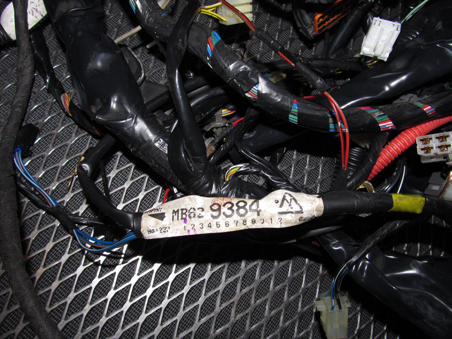 94 95 96 97 Mitsubishi 3000GT Interior Trunk Harness