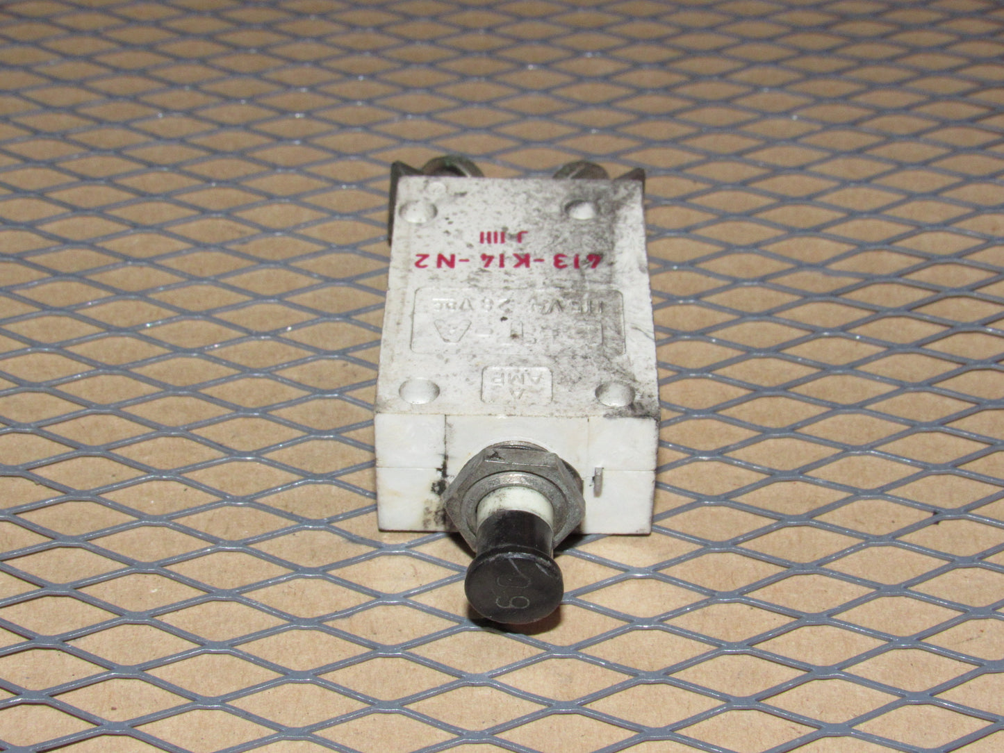 77-95 Mercedes Benz T1 Van OEM Thermal Circuit Breaker 60 Amp