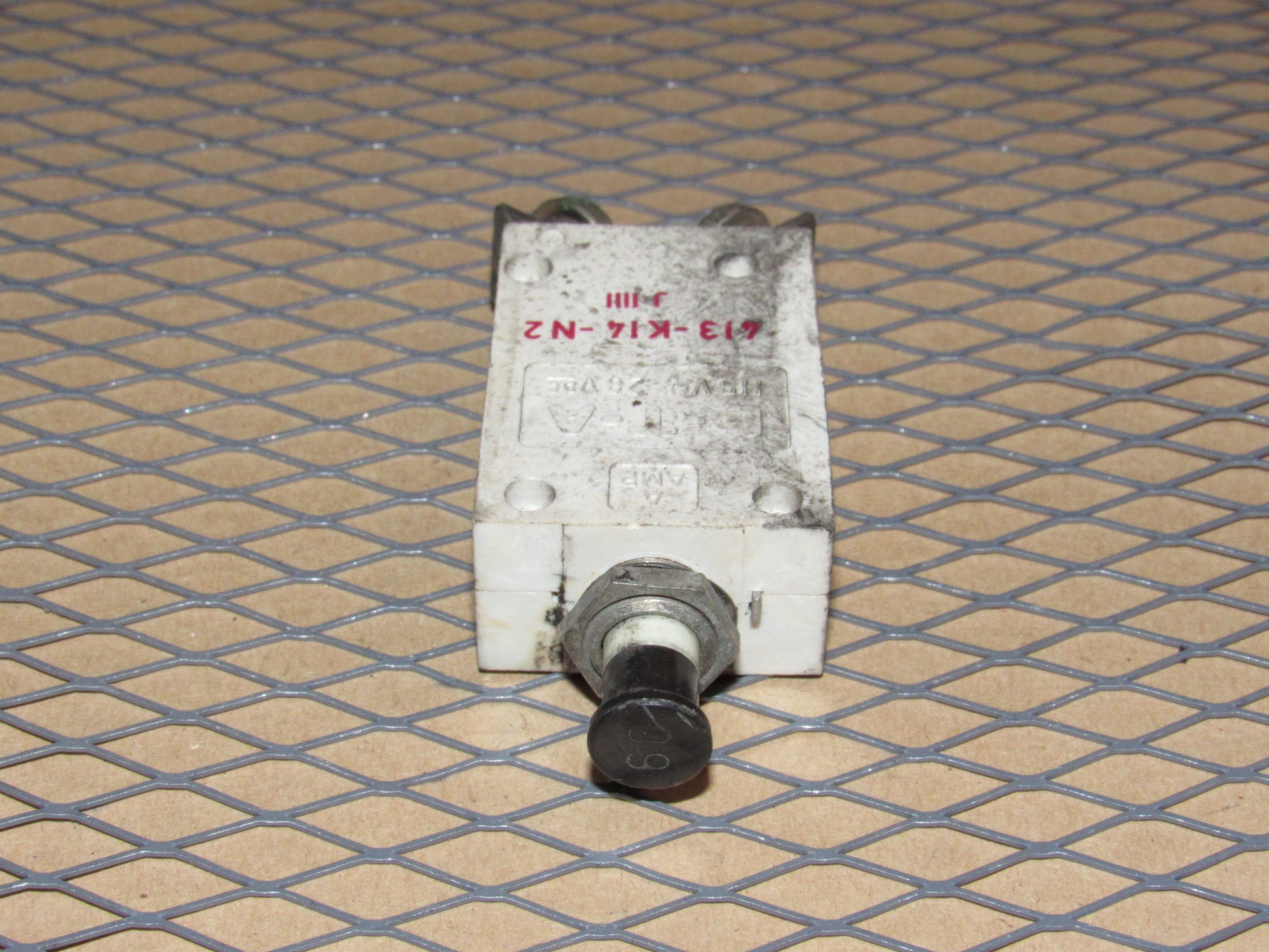 77-95 Mercedes Benz T1 Van OEM Thermal Circuit Breaker 60 Amp