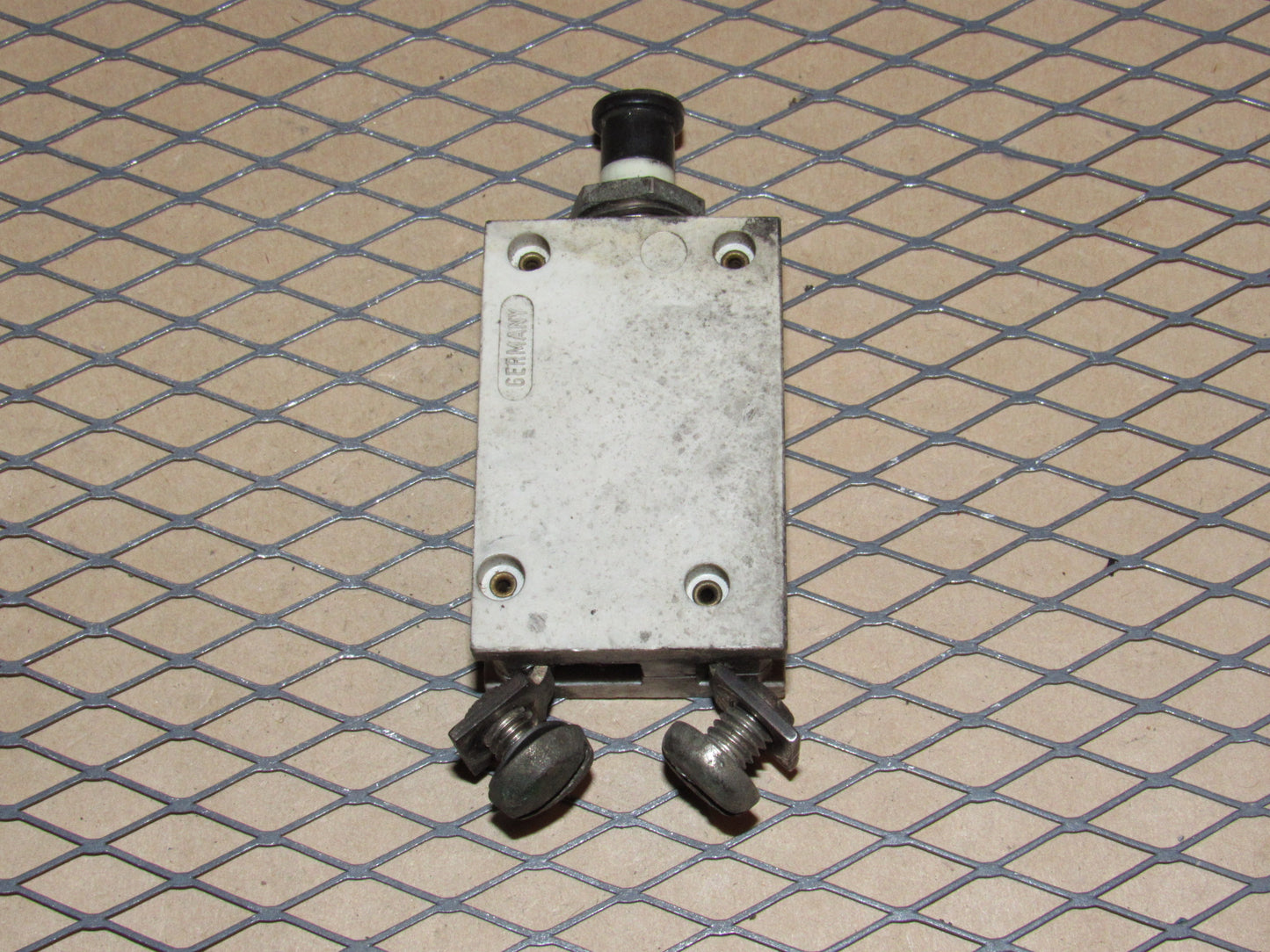77-95 Mercedes Benz T1 Van OEM Thermal Circuit Breaker 60 Amp