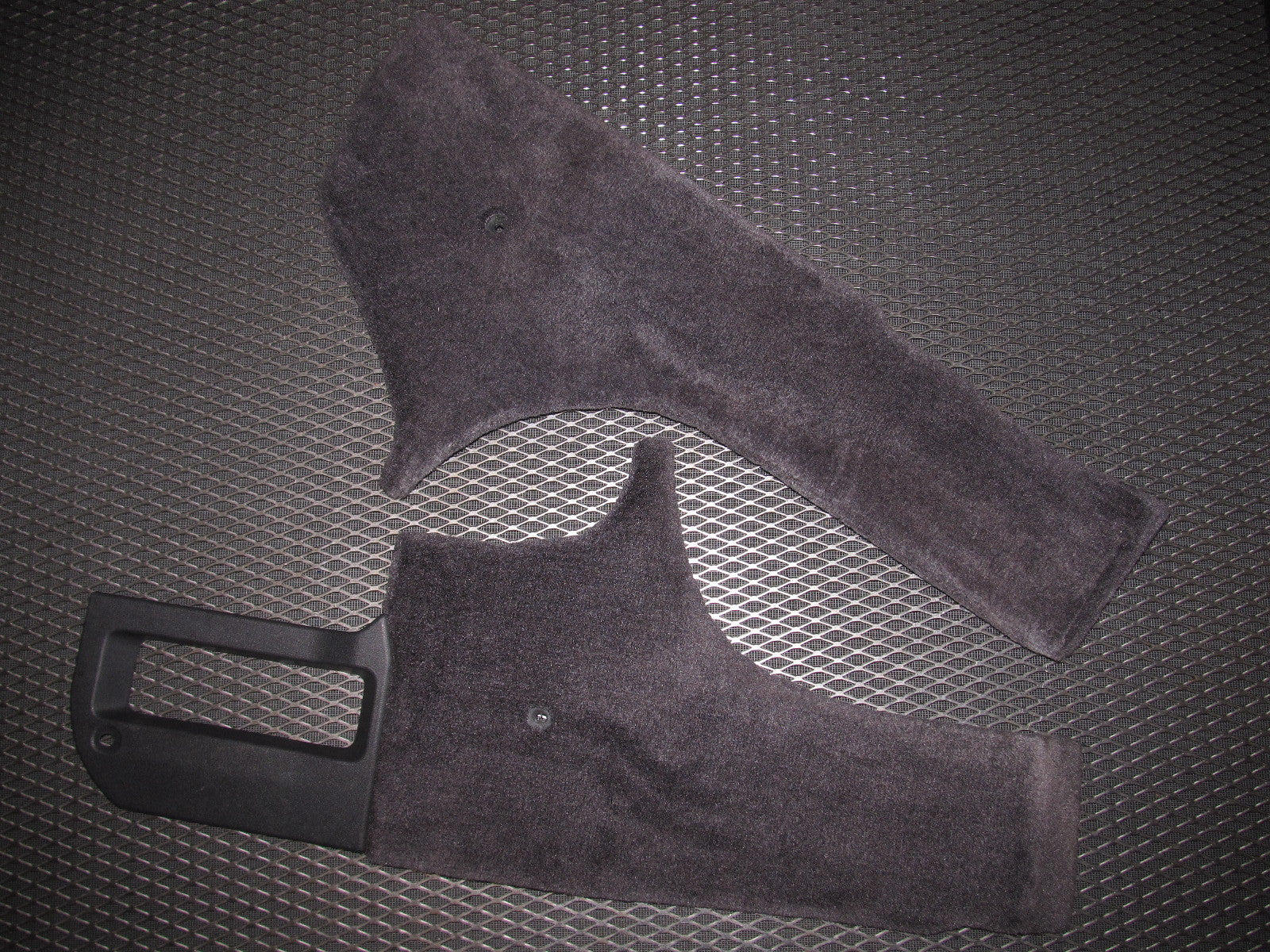 94 95 96 97 Mitsubishi 3000GT Console Side Carpet Panel Cover