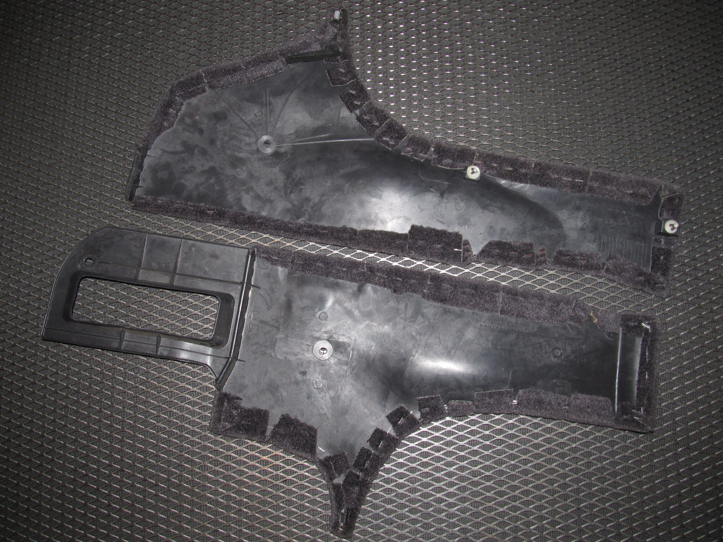 94 95 96 97 Mitsubishi 3000GT Console Side Carpet Panel Cover