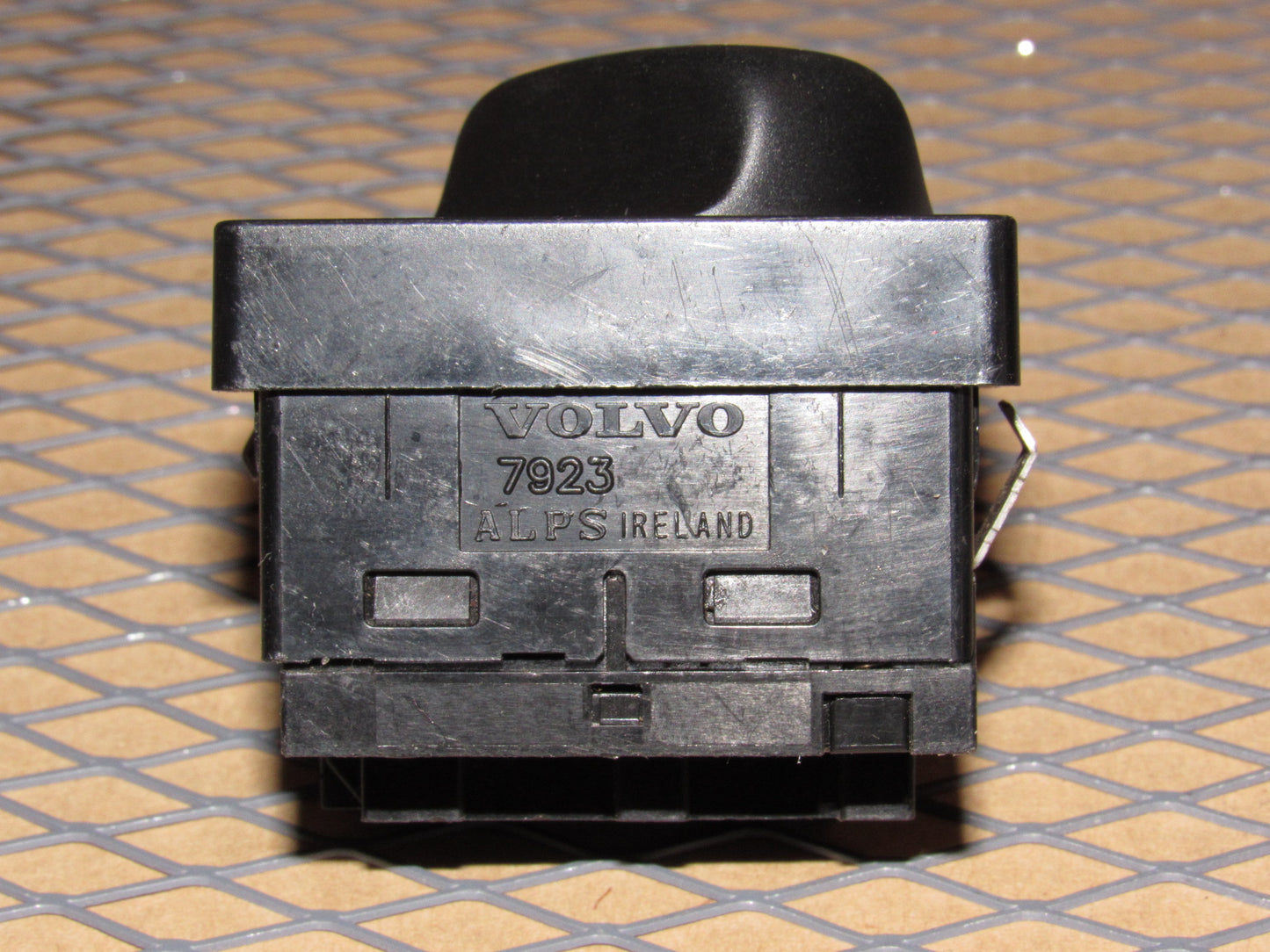 95 96 97 Volvo 850 OEM Headlight Switch