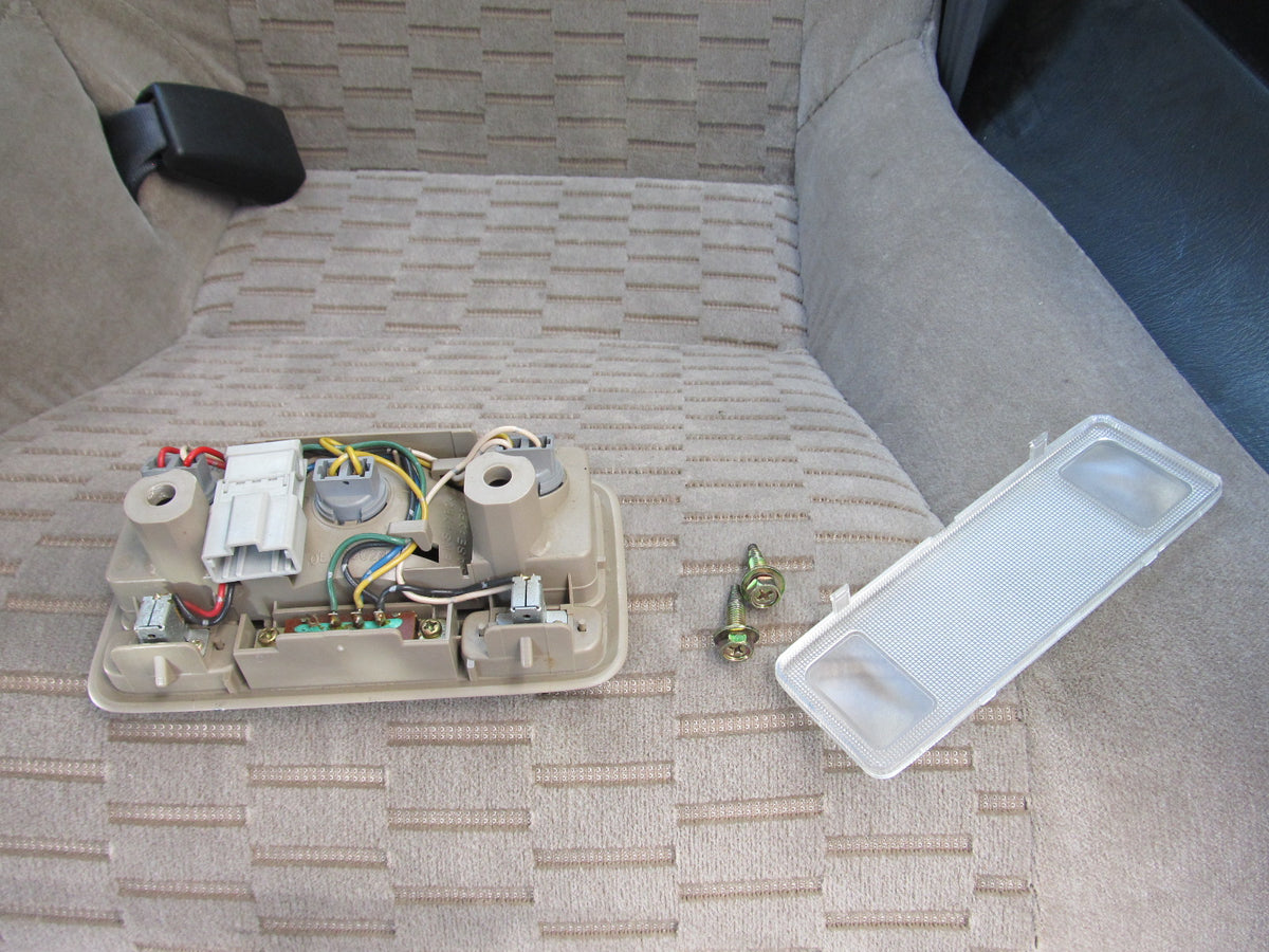 97 98 99 00 01 Honda Prelude OEM Dome Map Light
