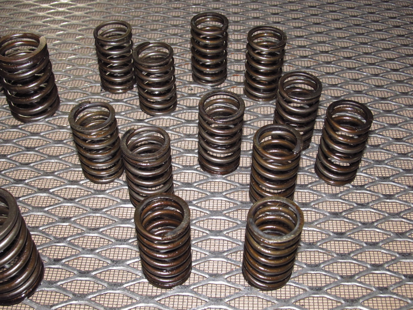 79 80 Datsun 280zx OEM Engine Intake & Exhaust Valve Springs - N42