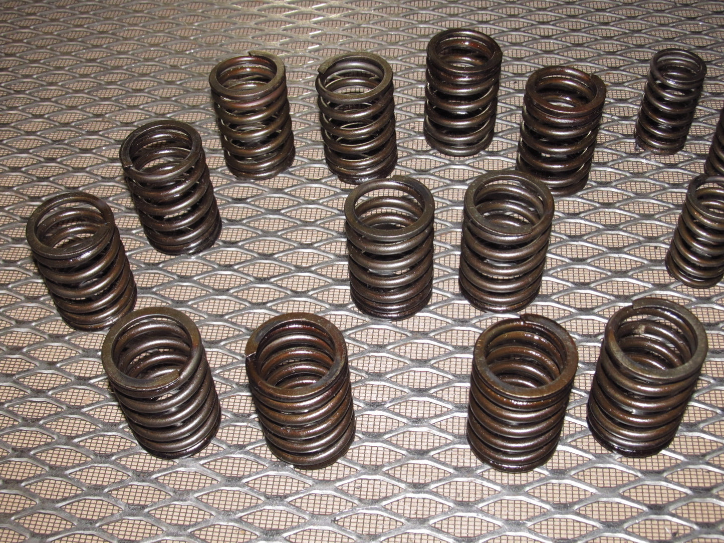 79 80 Datsun 280zx OEM Engine Intake & Exhaust Valve Springs - N42