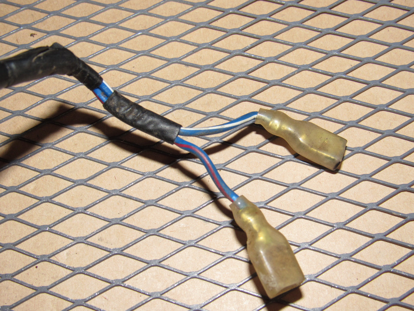 81 82 83 Datsun 280zx OEM Door Panel Courtesy Light Pigtail Wiring Connector Plugs - Left