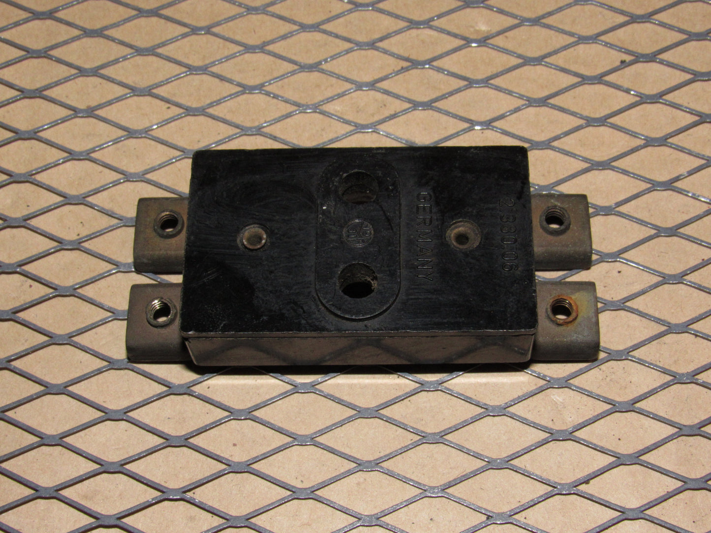 77-95 Mercedes Benz T1 Van OEM ETA Circuit Breaker Fuse Holder Distribution Block