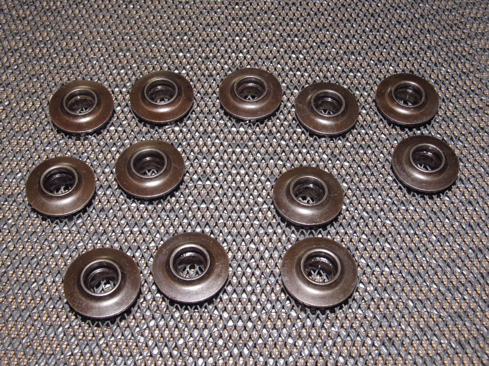 79 80 Datsun 280zx OEM Engine Intake & Exhaust Valve Retainer - N42