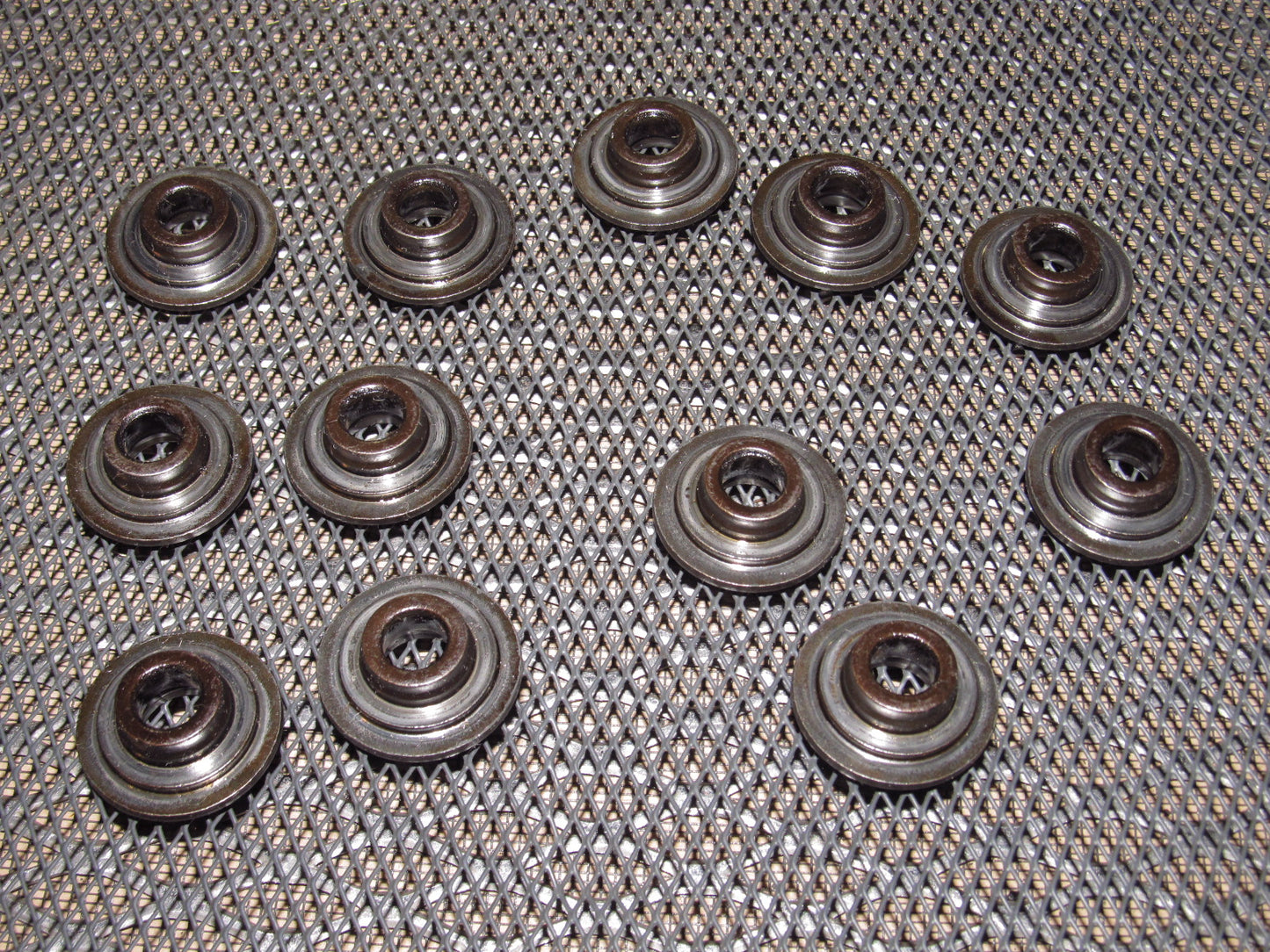 79 80 Datsun 280zx OEM Engine Intake & Exhaust Valve Retainer - N42