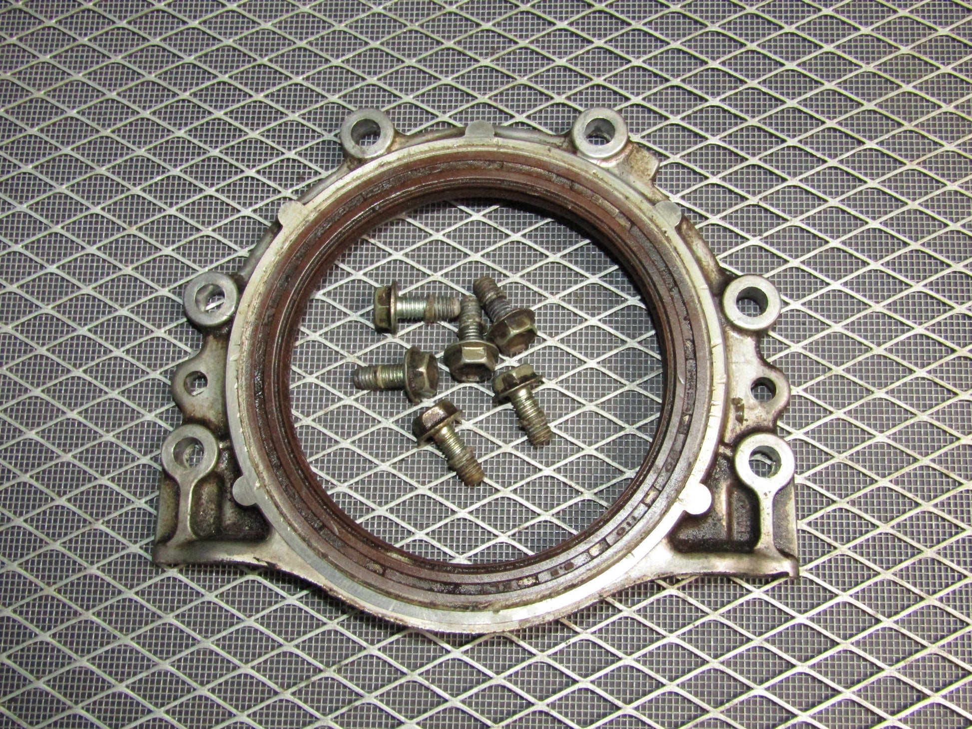 1991 Toyota Crown 2JZ-GE None VVti OEM Crankshaft Rear Main Seal
