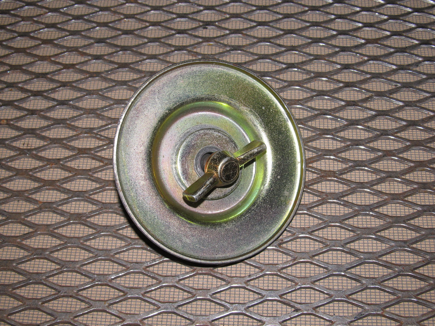 97 98 99 Mitsubishi Eclipse OEM Trunk Spare Tire Lock Down Bolt