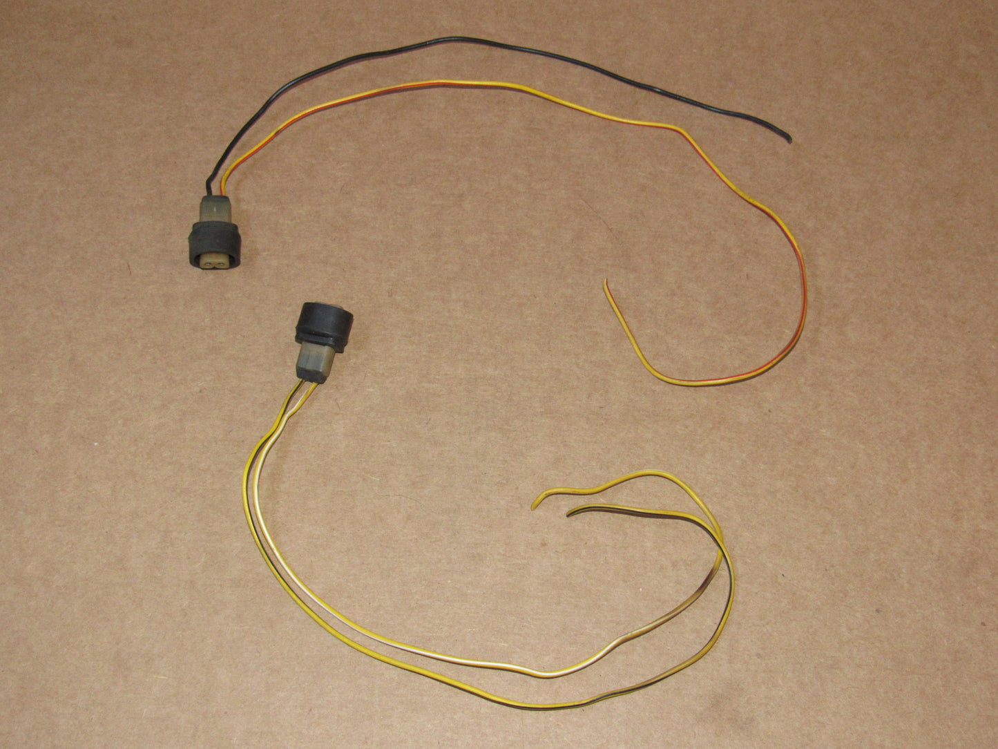 81 82 83 Datsun 280zx OEM Power Mirror Female Pigtail Harness Plugs - Left