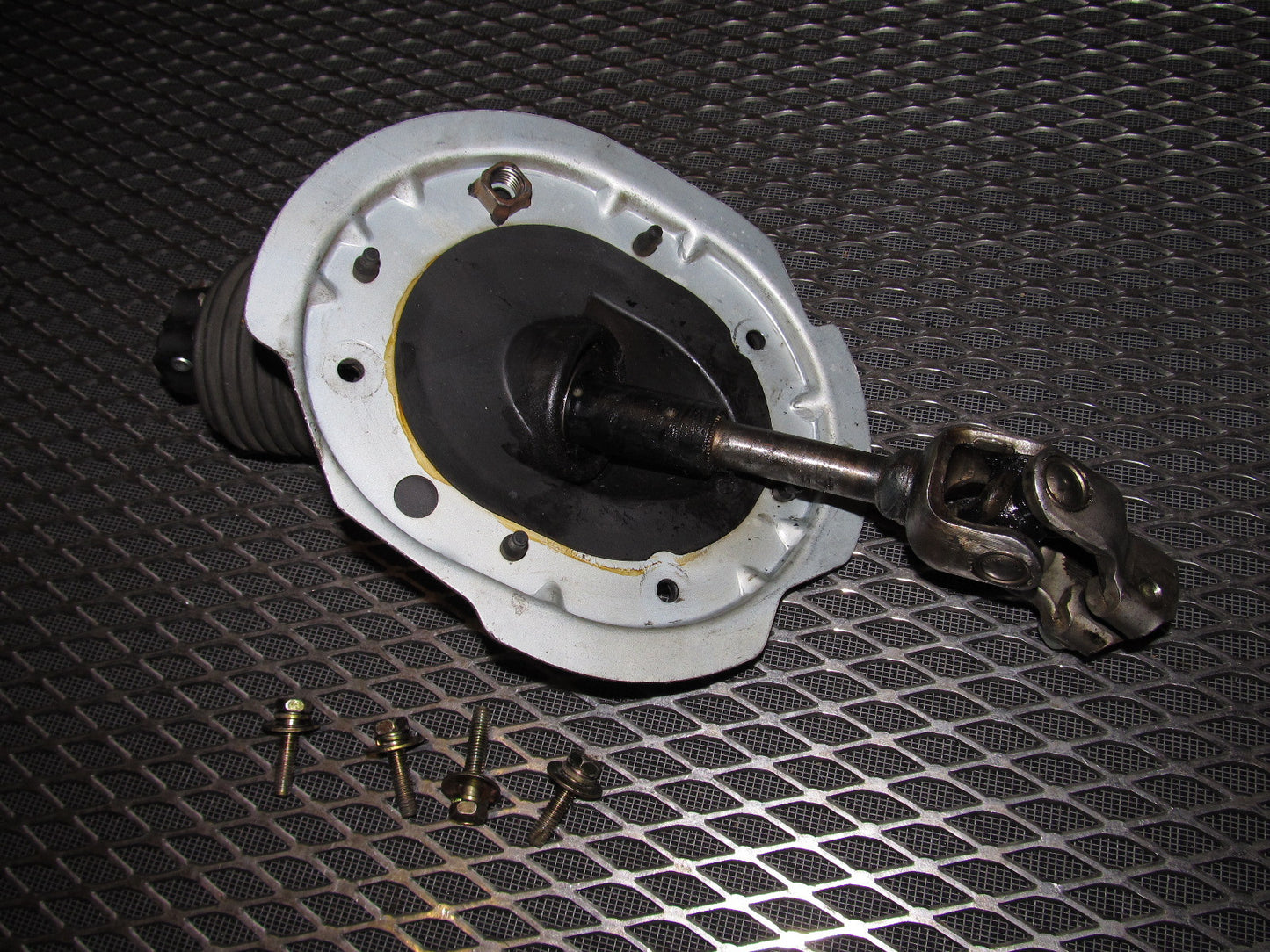 94 95 96 97 Mitsubishi 3000GT Steering Column Rack Universal Joint