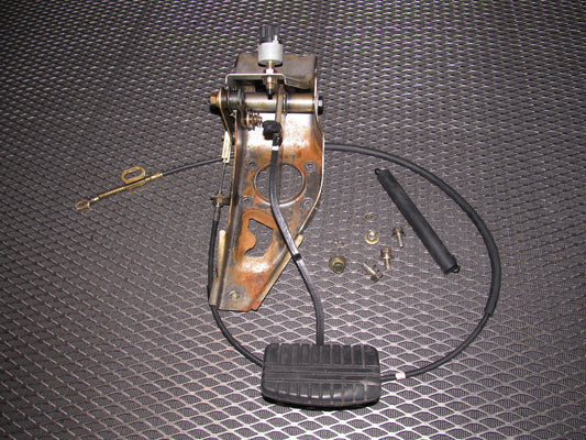 94 95 96 97 Mitsubishi 3000GT A/T Brake Pedal Assembly