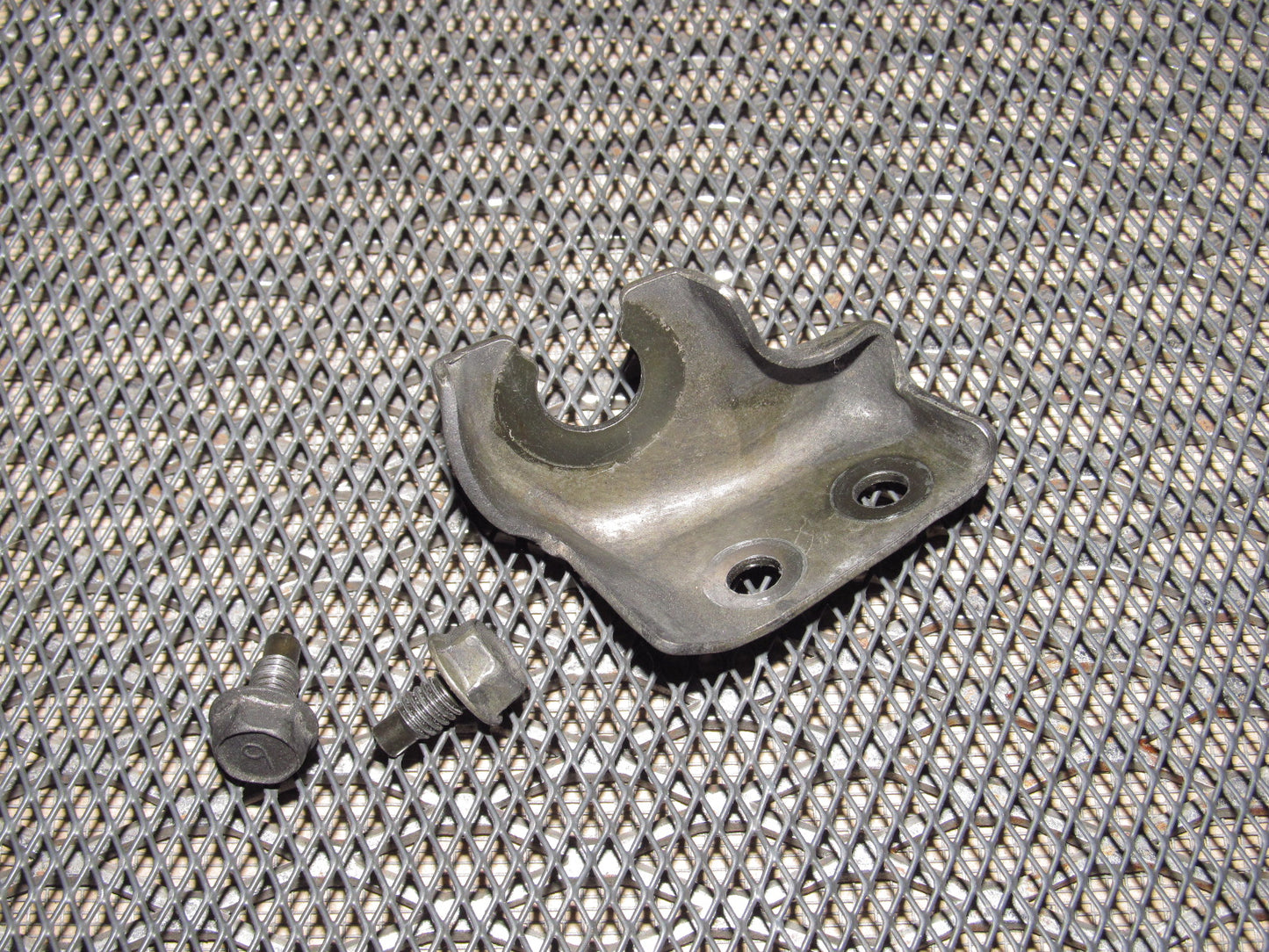 94 95 96 97 Mazda Miata OEM Throttle Cable Holder - A/T