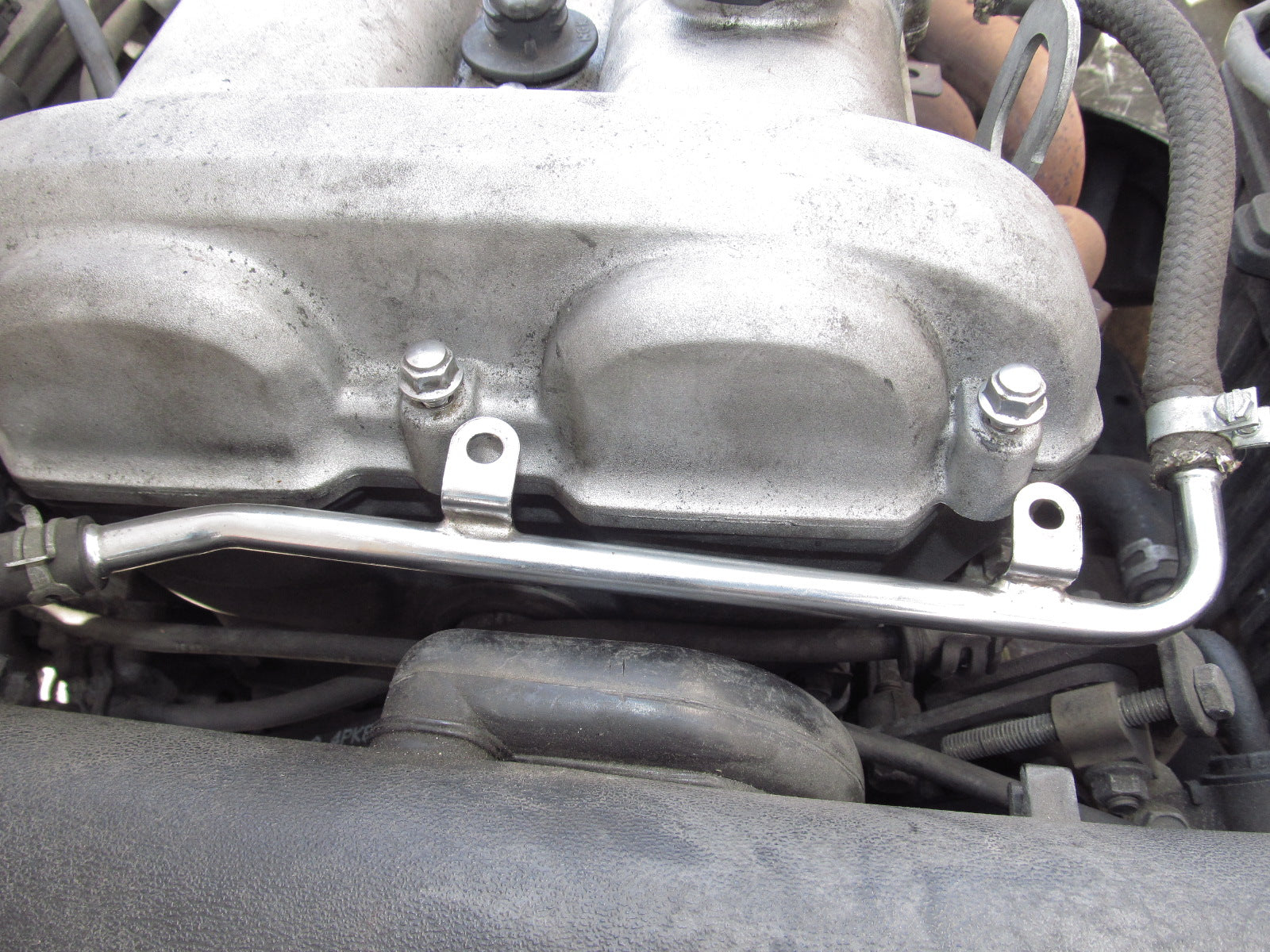 94 95 96 97 Mazda Miata OEM Intake & Engine Valve Cover Vacuum Line