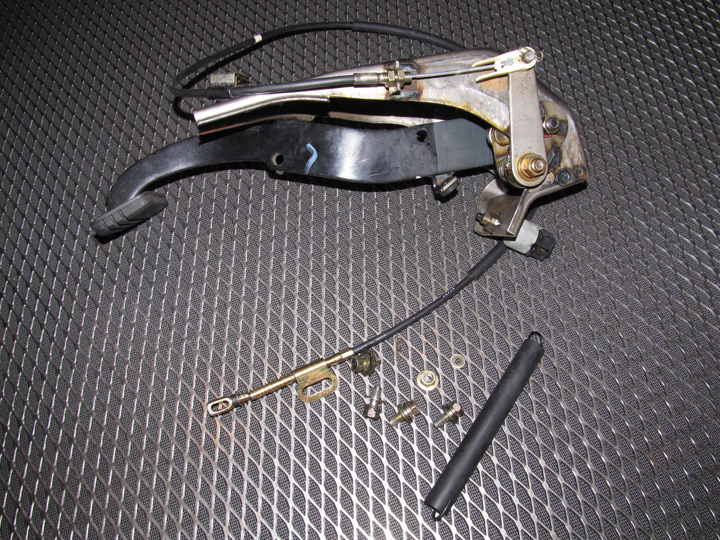 94 95 96 97 Mitsubishi 3000GT A/T Brake Pedal Assembly