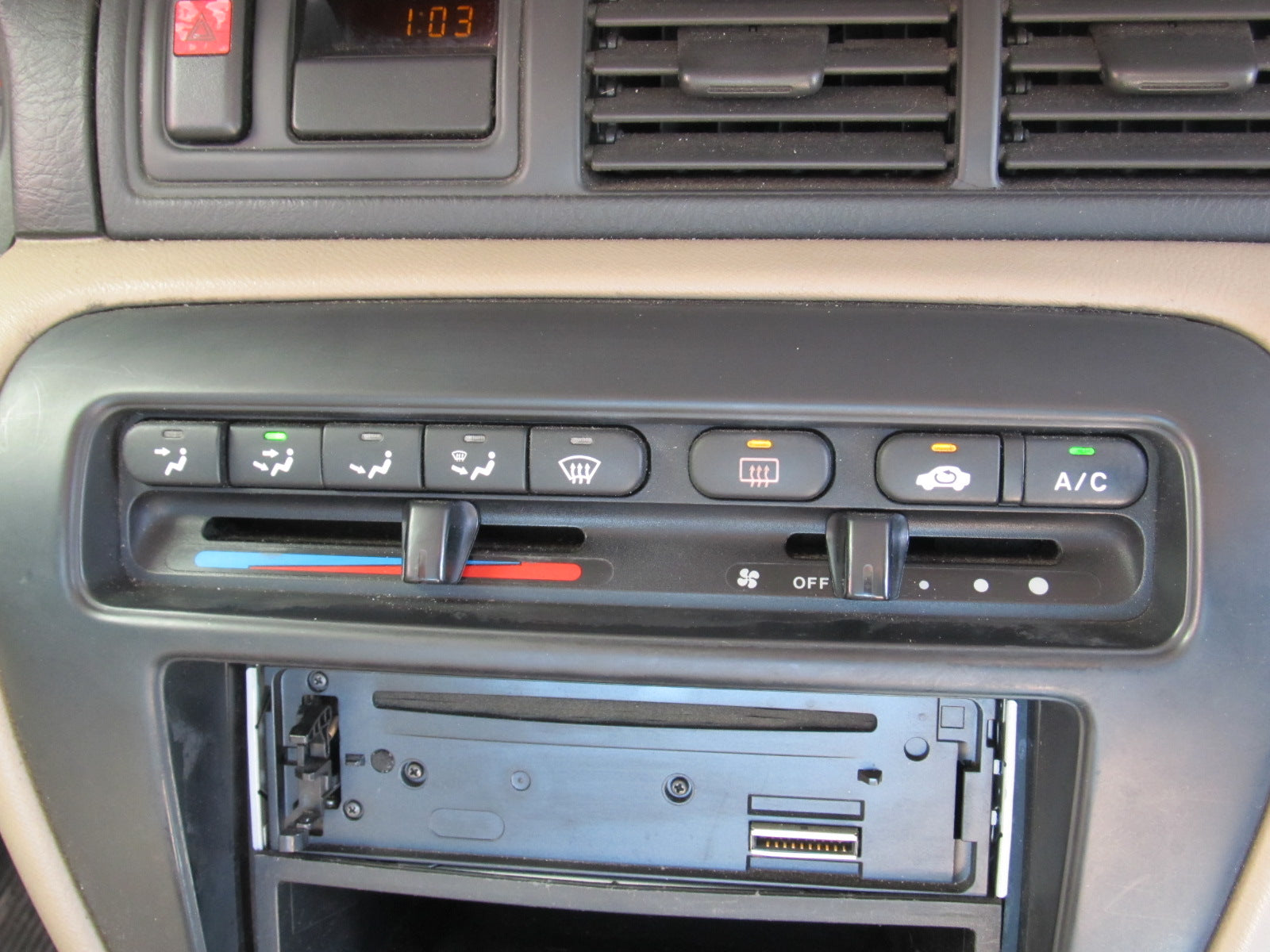 97 98 99 00 01 Honda Prelude OEM Climate Control Unit – Autopartone