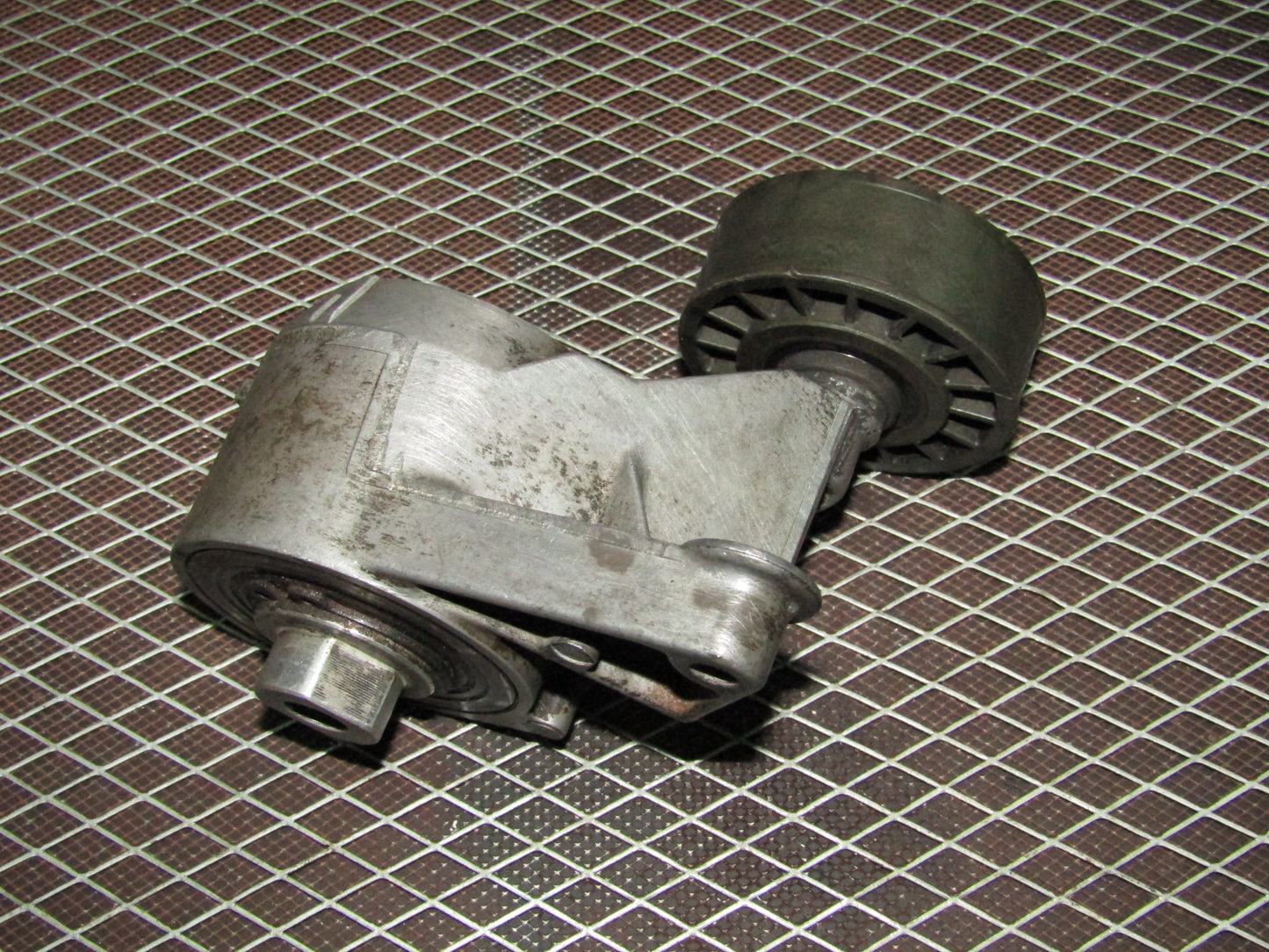 86-93 Mercedes Benz 300E 3.0L OEM A/C Compressor Tensioner & Pulley