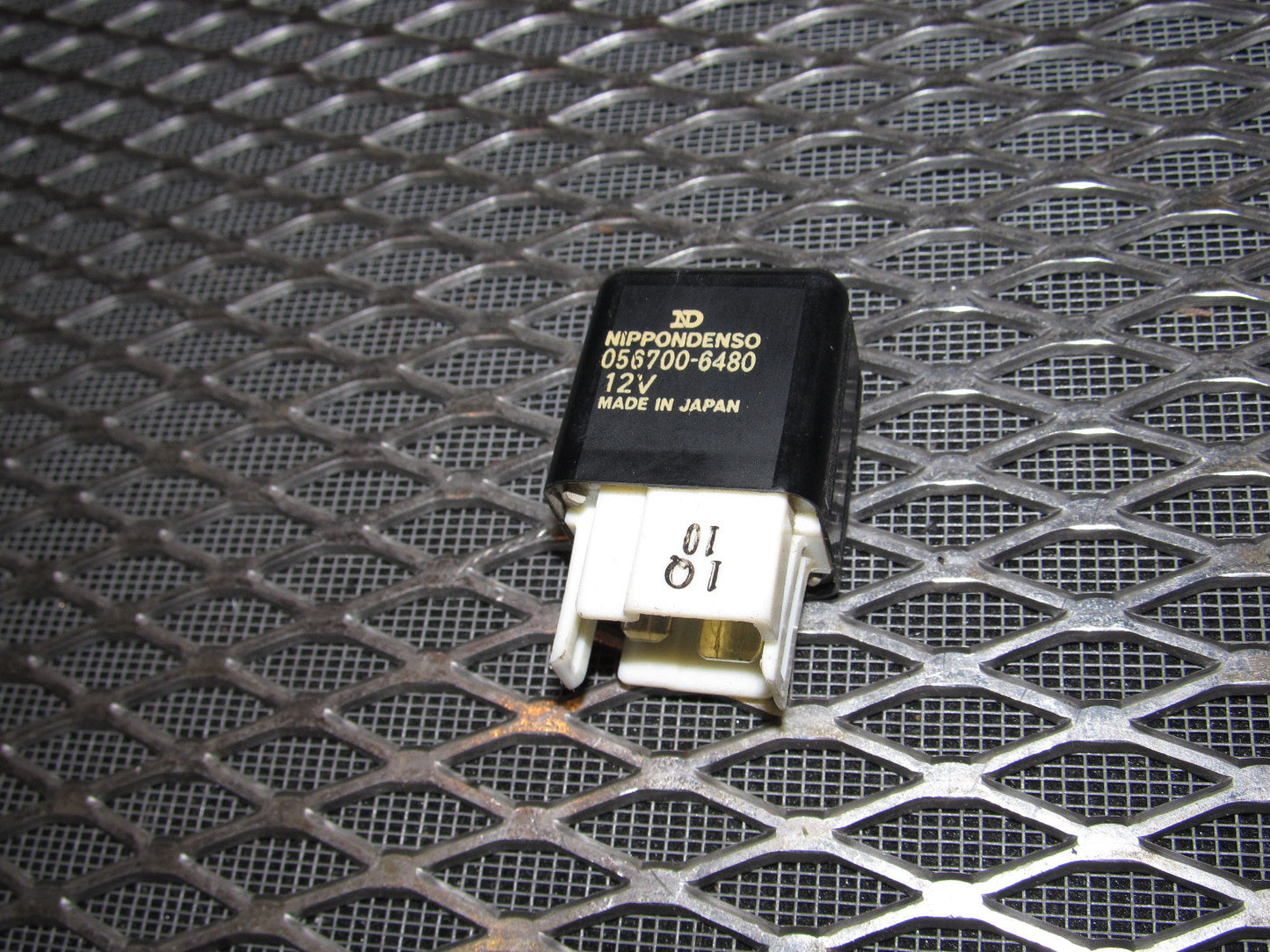 94 95 96 97 Mitsubishi 3000GT OEM Relay - 056700-6480