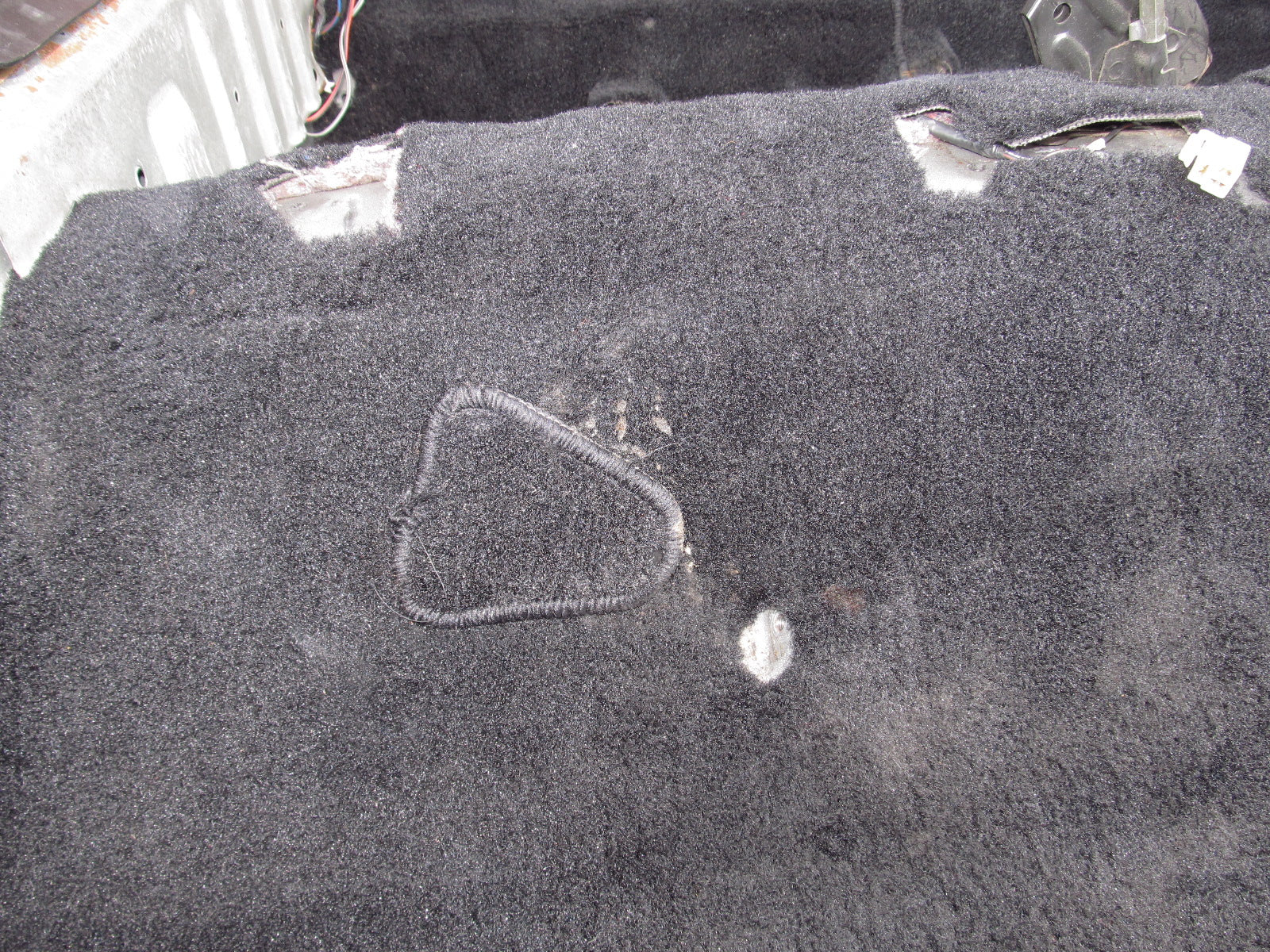 81-83 Mazda RX7 OEM Chassis Carpet – Autopartone