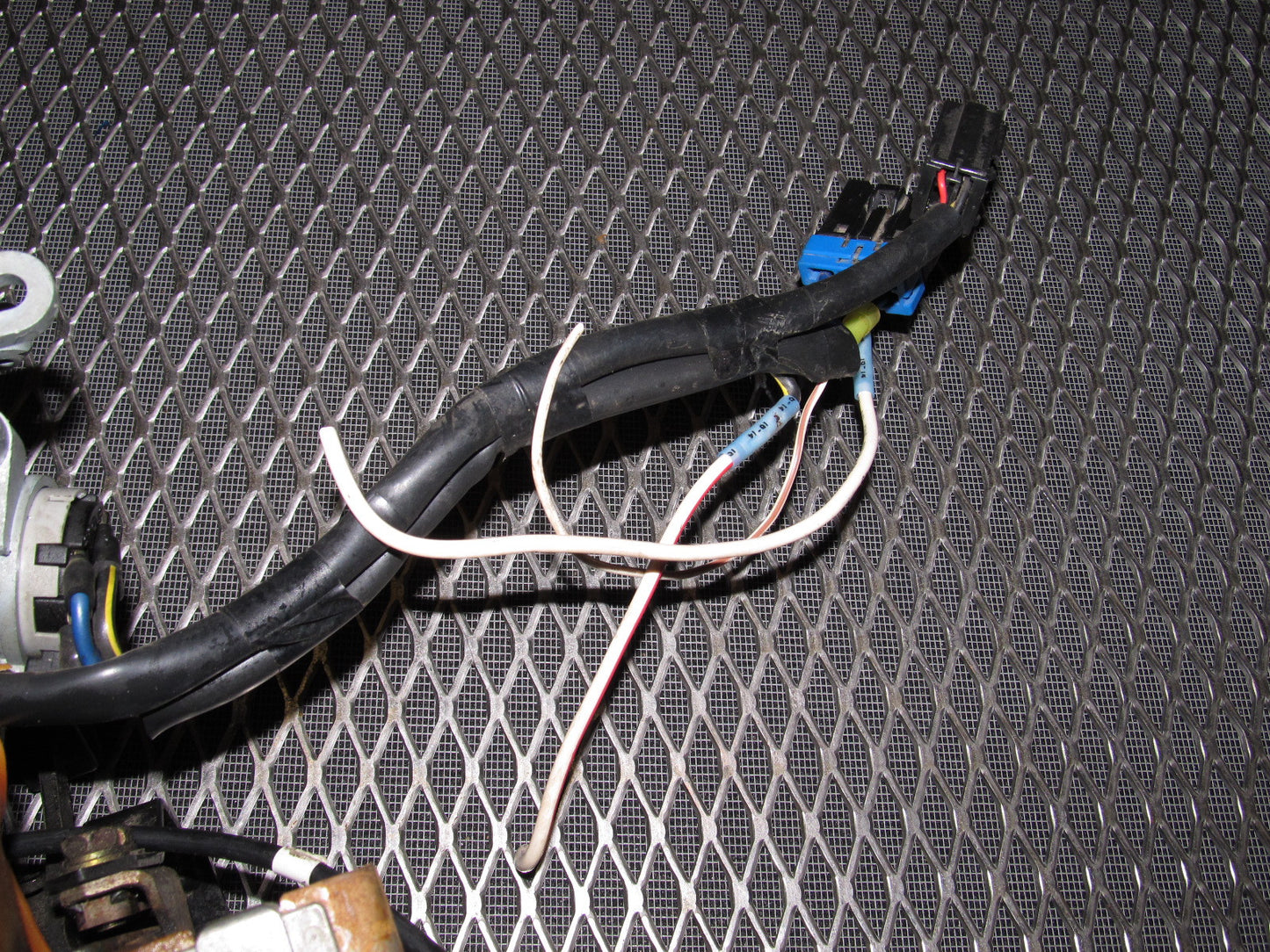 94 95 96 97 Mitsubishi 3000GT OEM Steering Column