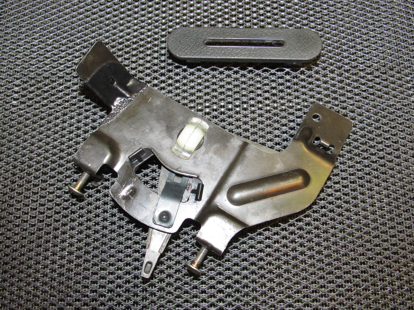 88 89 Honda CRX OEM Dash A/C Heater Vent Close & Open Switch - Left