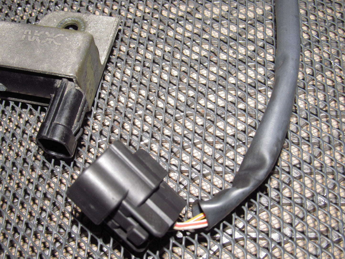 94 95 96 97 Mazda Miata OEM VSV Vacuum Valve Switch Solenoid Pigtail Harness