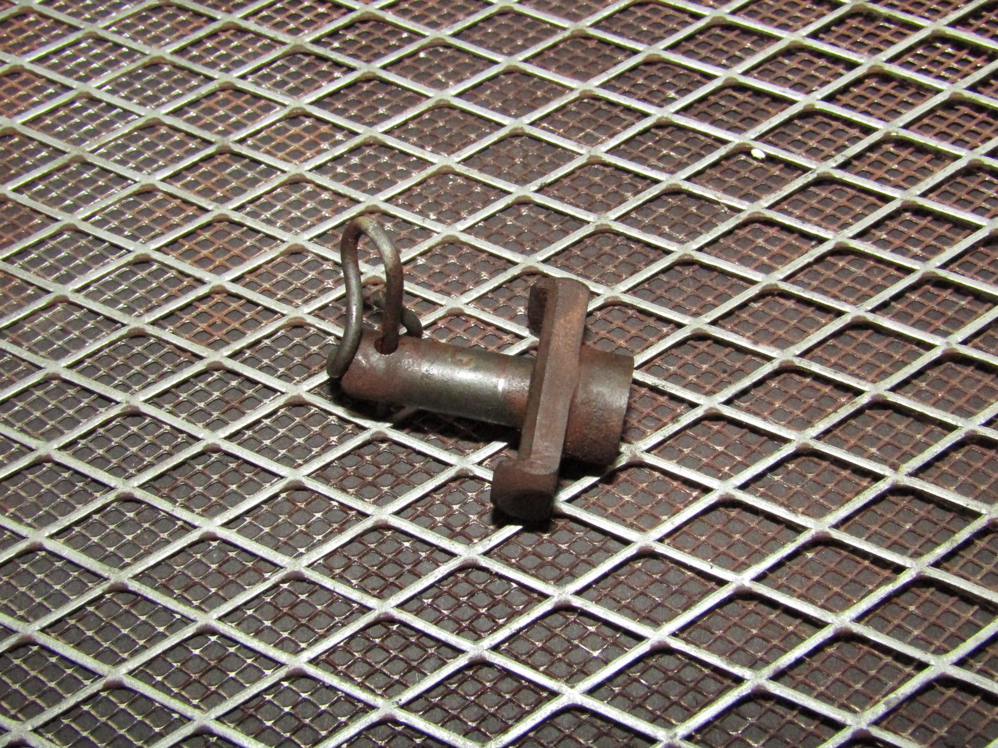 86-93 Mercedes Benz 300E 3.0L OEM Brake Booster Pedal Lock Pin