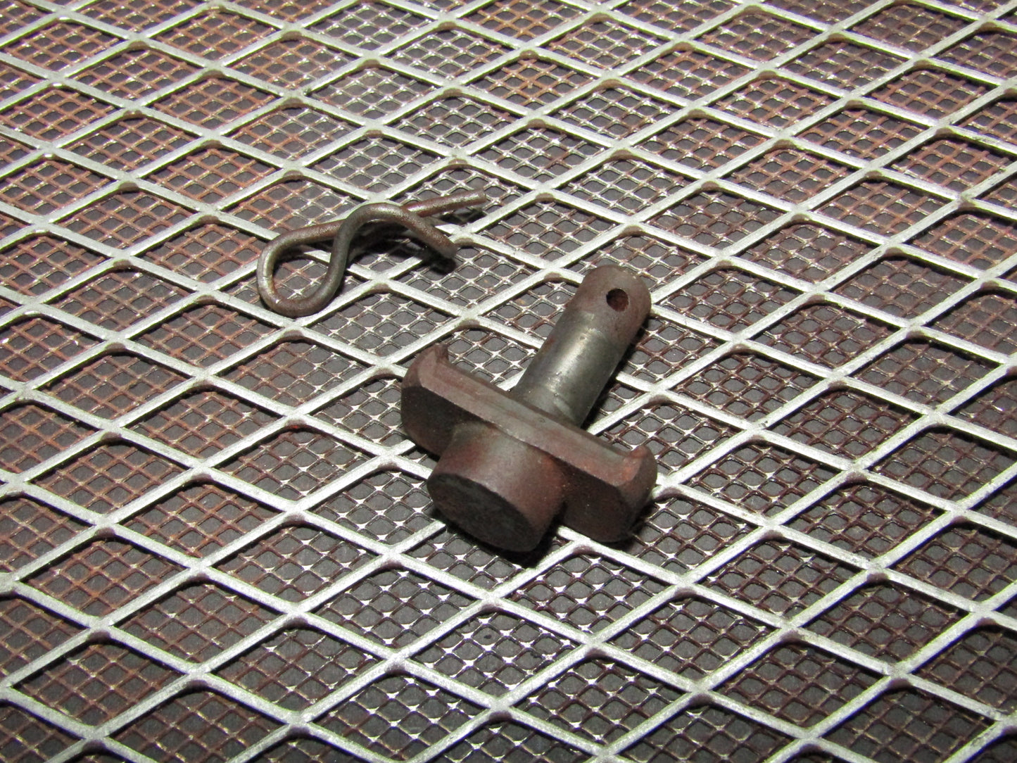 86-93 Mercedes Benz 300E 3.0L OEM Brake Booster Pedal Lock Pin