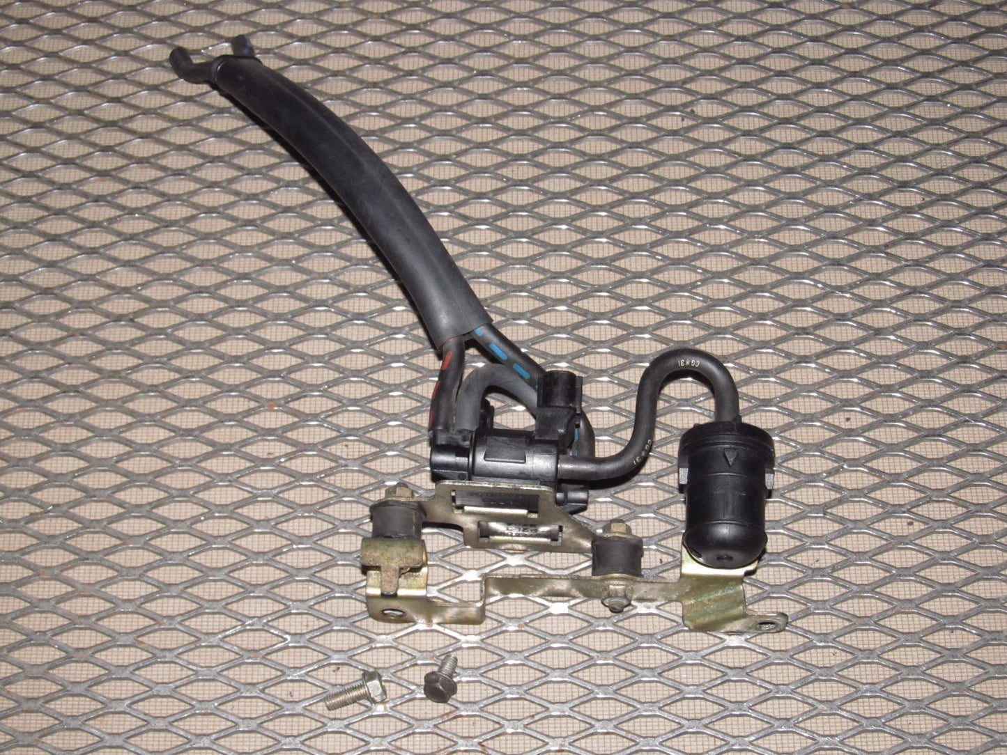 94 95 96 97 Mazda Miata OEM VSV Vacuum Valve Switch Solenoid Assembly