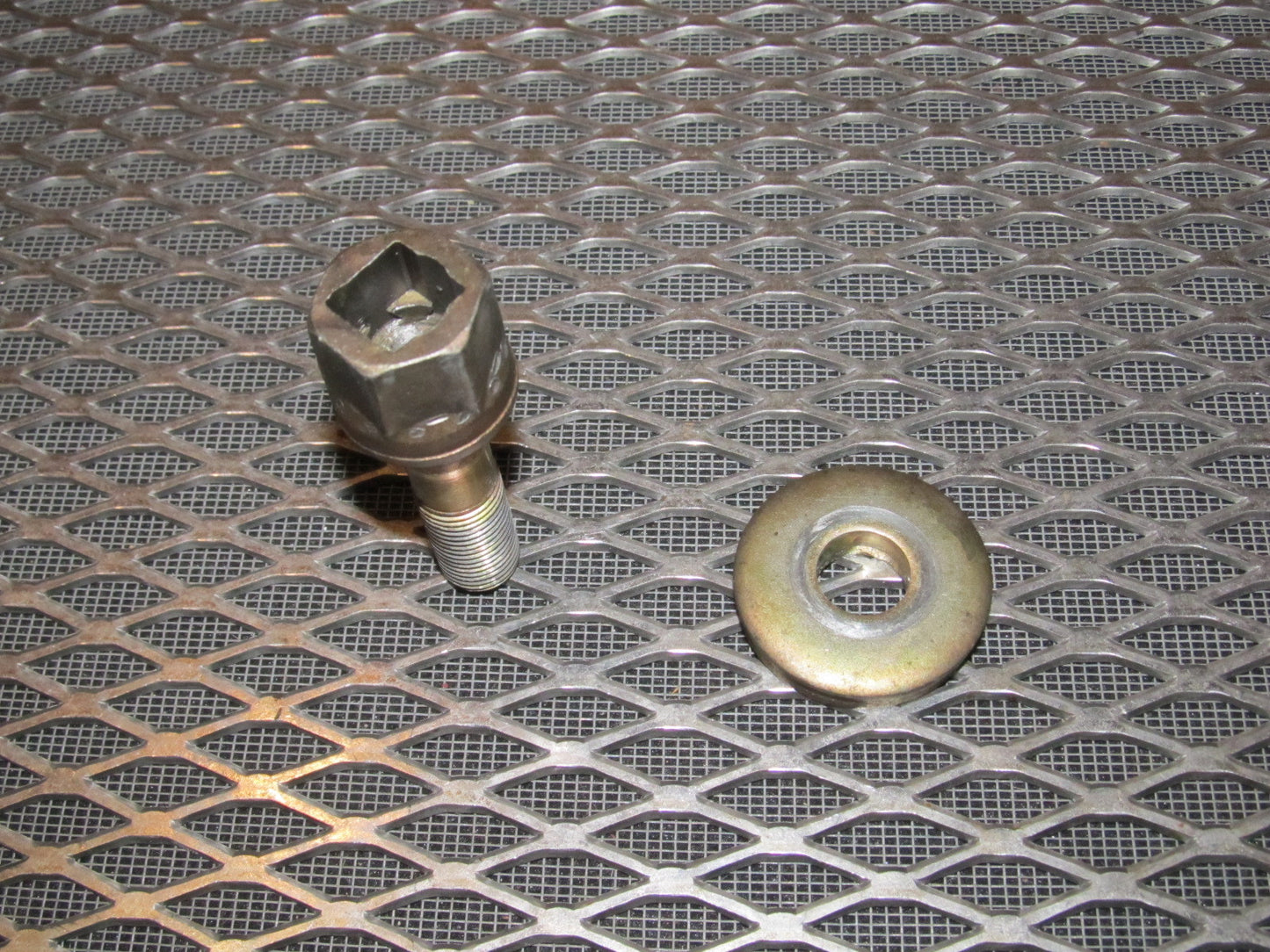 94 95 96 97 Mitsubishi 3000GT OEM Engine Crankshaft Bolt
