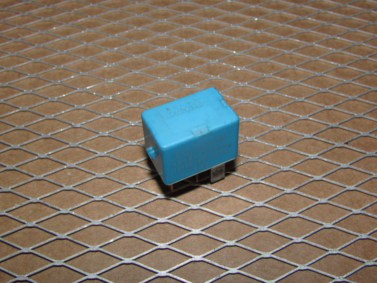 Toyota 90080-87026 HVAC Blower Motor Relay - Genuine Replacement Part - View #4