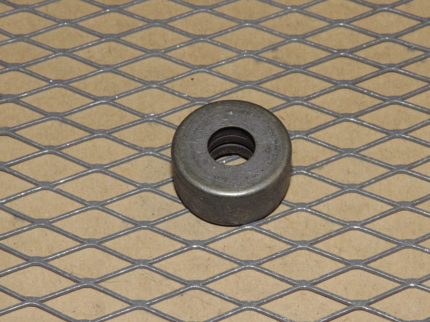 84 85 86 Nissan 300zx OEM Intake Manifold Lower Runner Mounting Washer