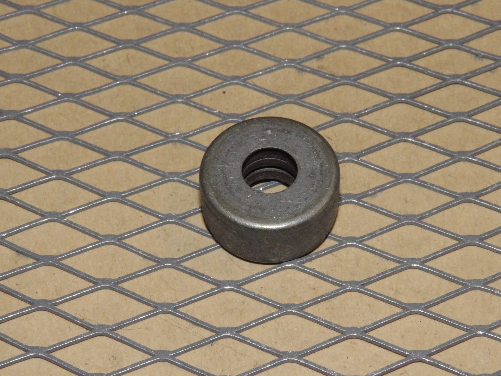 84 85 86 Nissan 300zx OEM Intake Manifold Lower Runner Mounting Washer