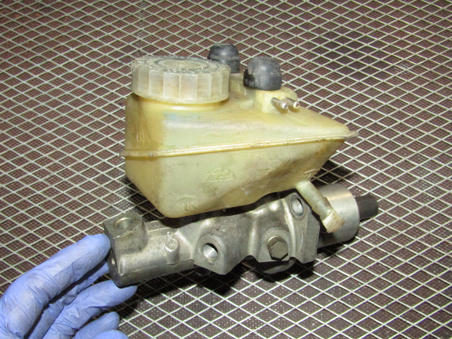 86-93 Mercedes Benz 300E 3.0L OEM Master Brake Cylinder