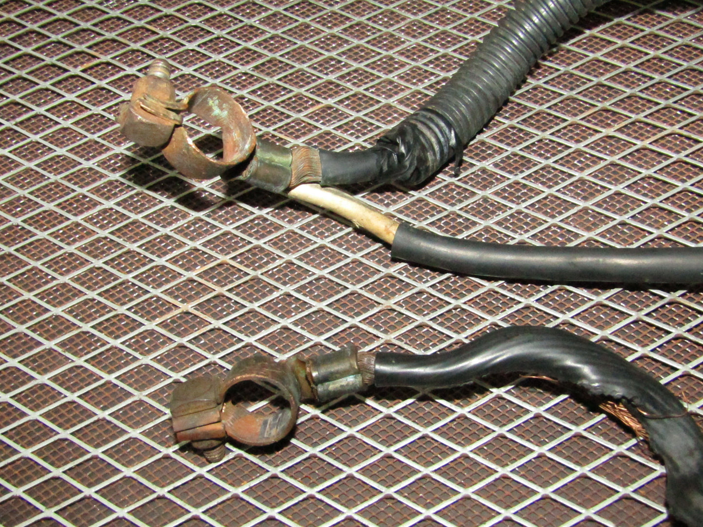 93 94 95 96 97 Honda Del Sol OEM Battery Cable & Terminal - D16Z6