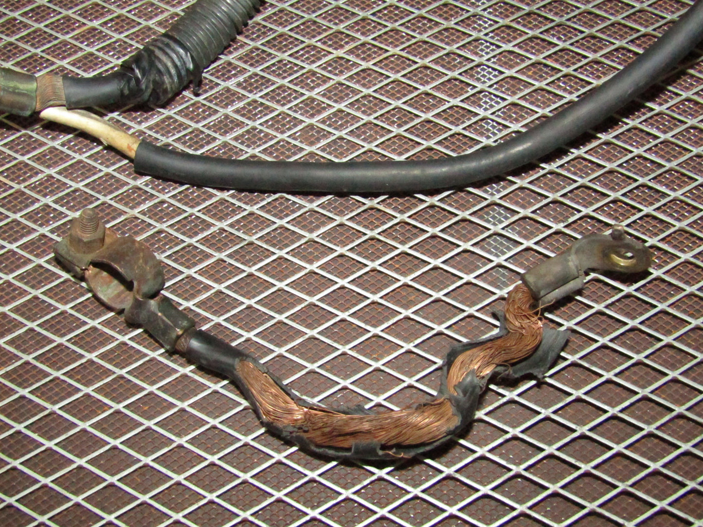 93 94 95 96 97 Honda Del Sol OEM Battery Cable & Terminal - D16Z6