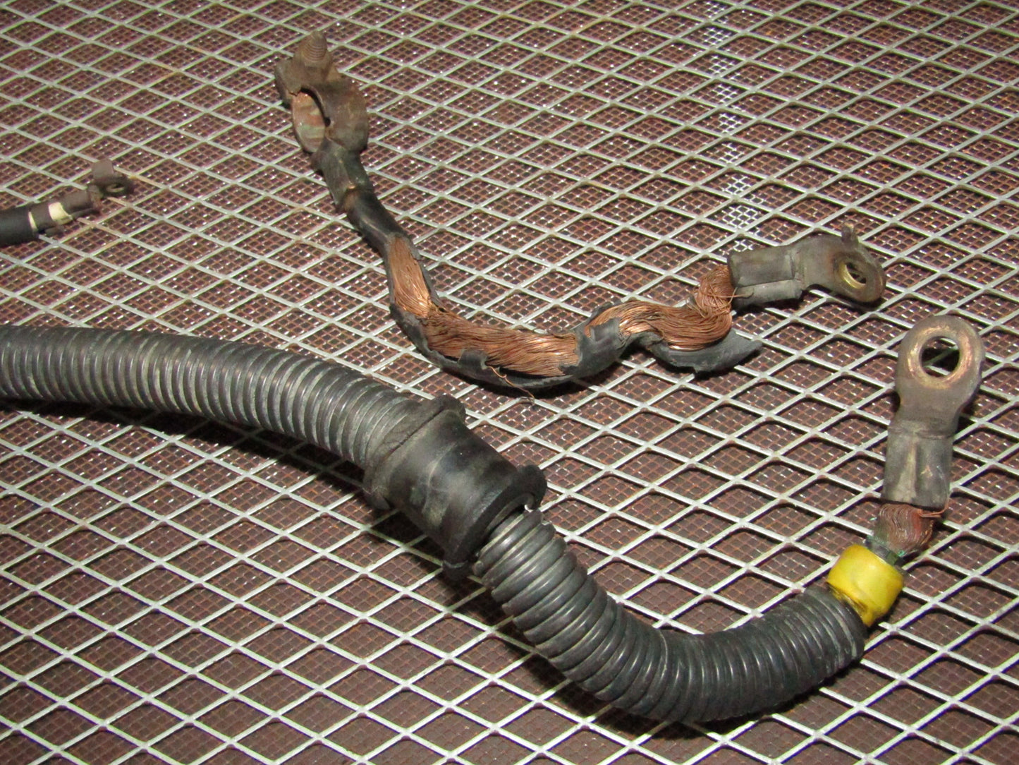 93 94 95 96 97 Honda Del Sol OEM Battery Cable & Terminal - D16Z6