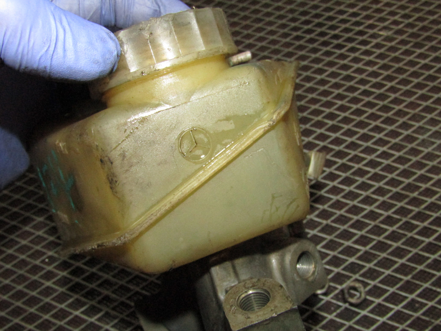 86-93 Mercedes Benz 300E 3.0L OEM Master Brake Cylinder