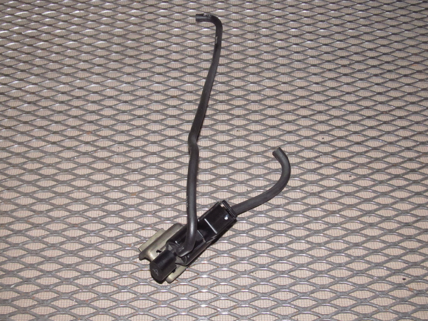 94 95 96 97 Mazda Miata OEM VSV Vacuum Valve Switch Solenoid